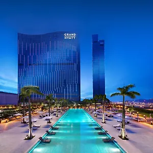 https://grand-hyatt.getmacauhotels.com