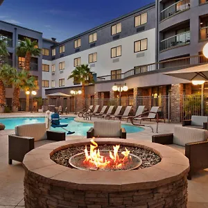 Courtyard By Marriott Vegas Stadium Area Отель