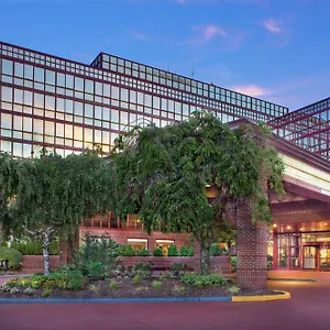 laguardia-plaza-hotel.us-newyorkcity.com/
