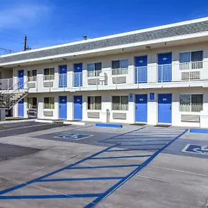 Hotel 6-phoenix, Az - Airport - 24th Street **