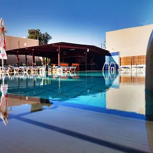 florea-hotel-apartments.hotelsatayianapa.com/