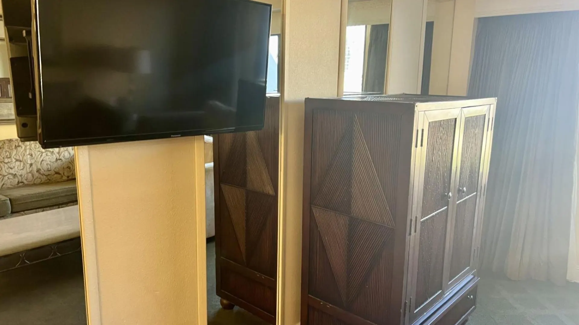 *** Апарт-отель Jockey Resort Suites Center Strip Лас-Вегас США