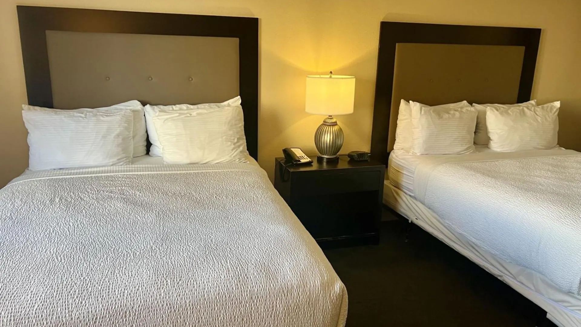 Апарт-отель Jockey Resort Suites Center Strip Лас-Вегас