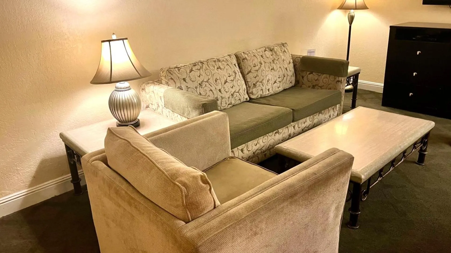 Jockey Resort Suites Center Strip Лас-Вегас 3*,  США